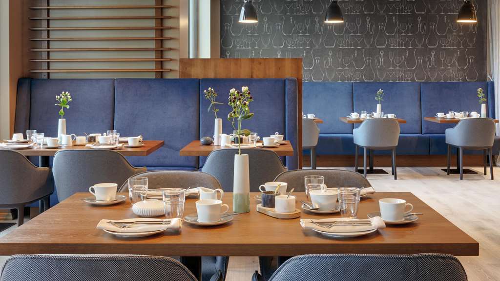 Hotel Stadt Loerrach Ресторант снимка
