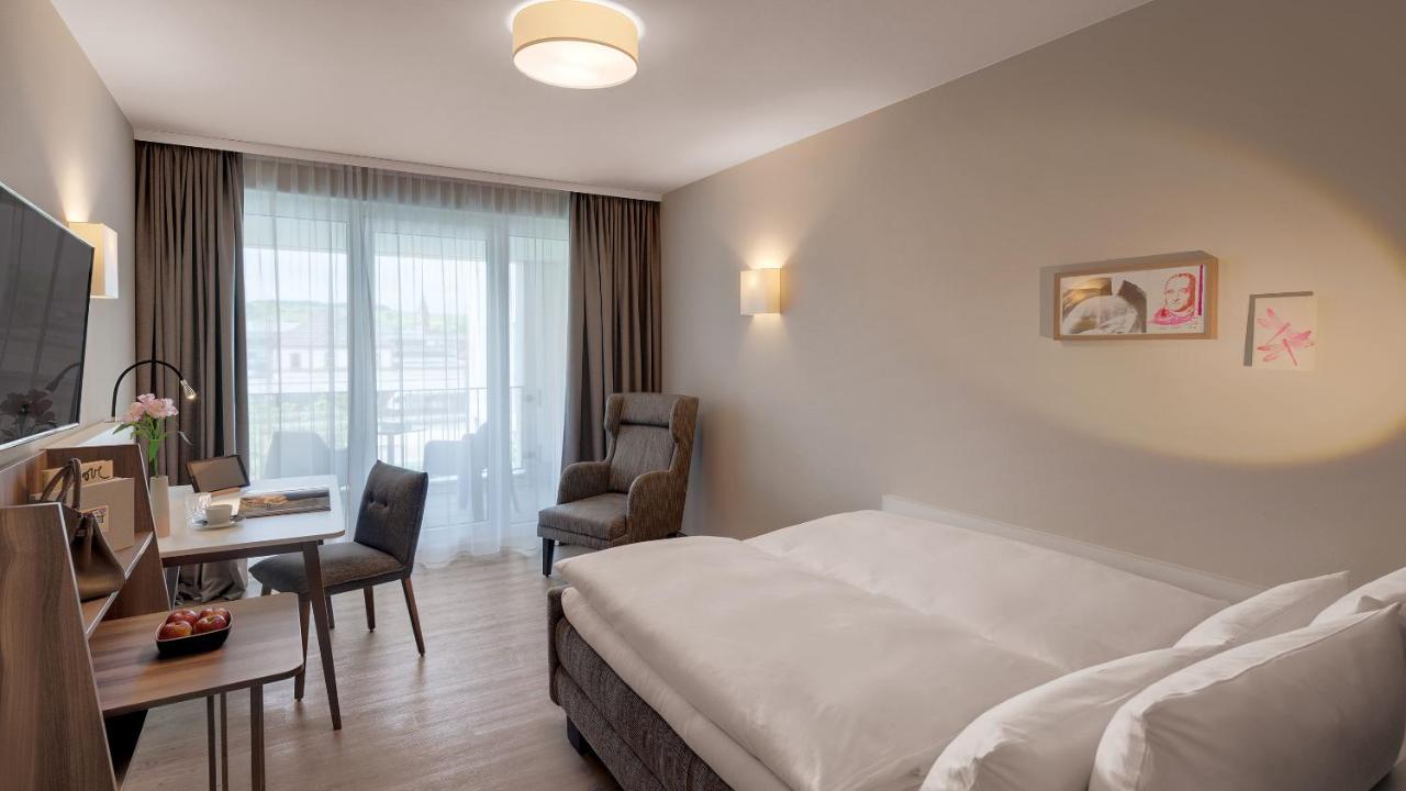 Hotel Stadt Loerrach Екстериор снимка